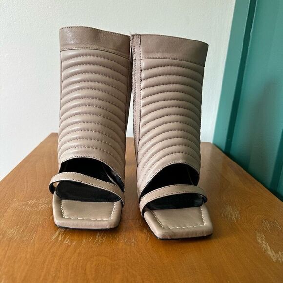 Marcella NYC Women’s Tulla Edgy Quilted Ribbed Heeled Square Toe Block Heel Sand - Picture 5 of 15